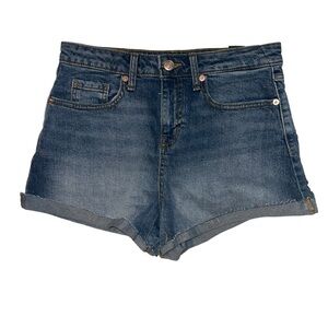 Wild Fable High-Rise Rolled Cuff Shorts NWT Women’s 4/2.5” Inseam Medium Wash